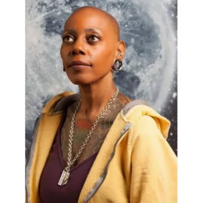 Debra-Wilson-Moon-Manor-2022-Fritti-Yellow-Hoodie