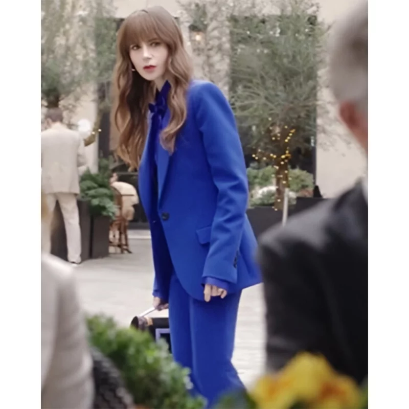 Emily-in-Paris-S04-Emily-Cooper-Blue-Suit