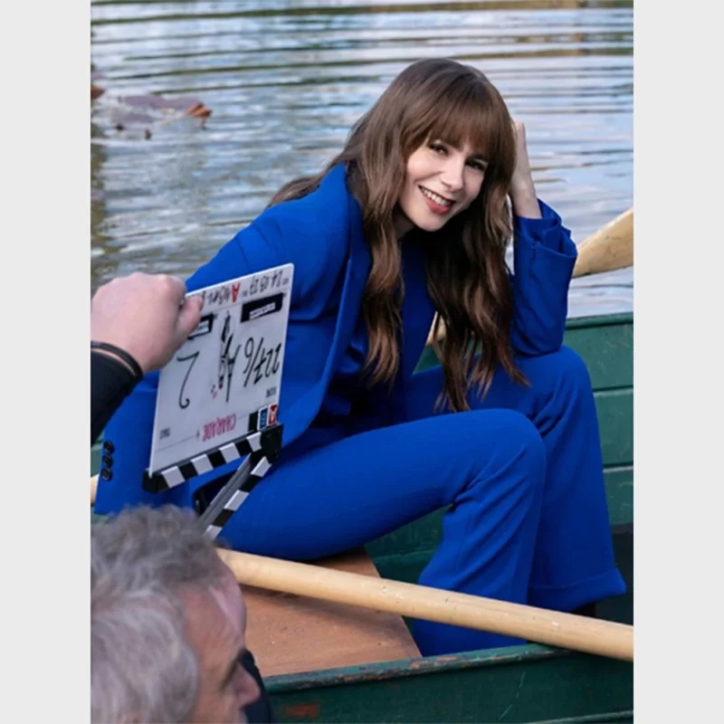 Emily-in-Paris-S04-Lily-Collins-Blue-Suit