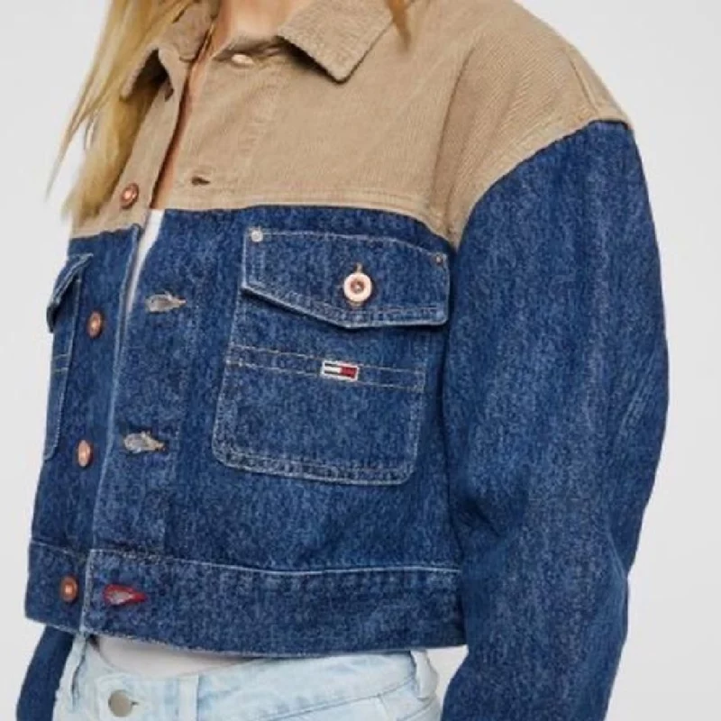 Isabelle-Culte-2024-Anaide-Rozam-Two-Tone-Denim-Jacket-2