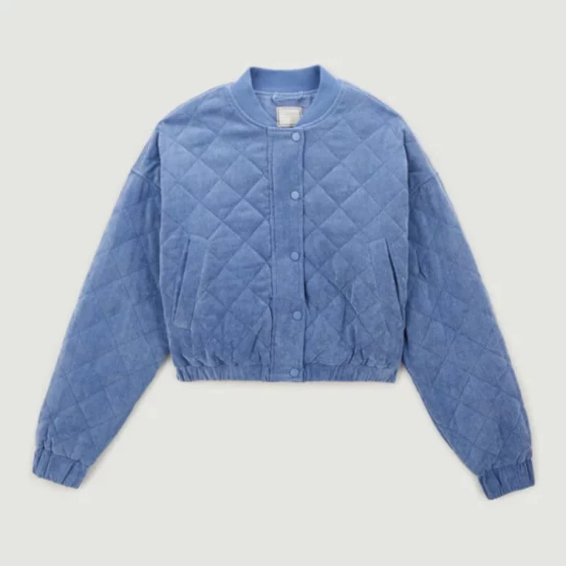 Isabelle-Trash-TV-Series-Culte-2024-Anaide-Rozam-Blue-Quilted-Velvet-Jacket