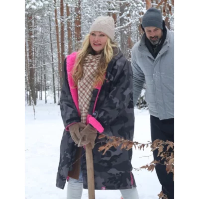 A-European-Christmas-Ivy-Allen-Coat