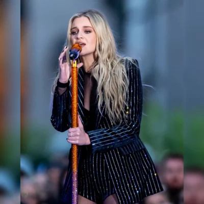 Kelsea-Ballerini-Black-Embellished-Pinstripe-Blazer