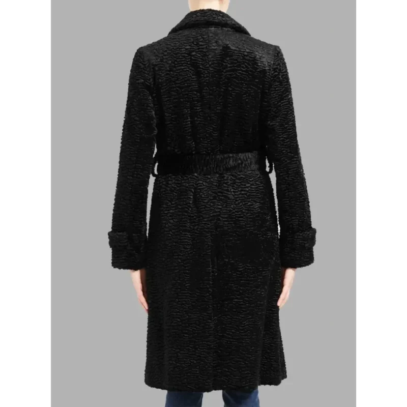 Kristin-Kreuk-Murder-In-A-Small-Town-Black-Coat