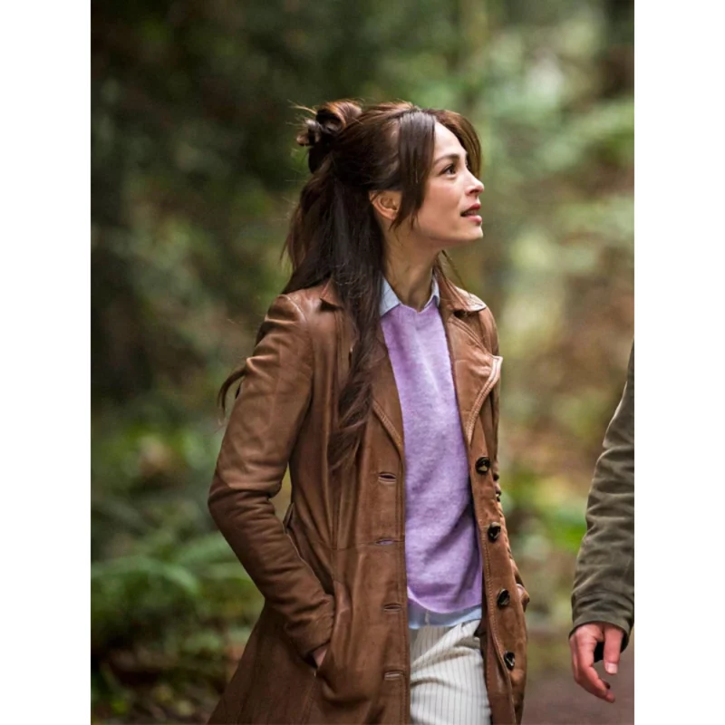 Murder-in-a-Small-Town-Kristin-Kreuk-Brown-Leather-Coat-1