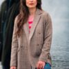 Murder-in-a-Small-Town-Kristin-Kreuk-Coat