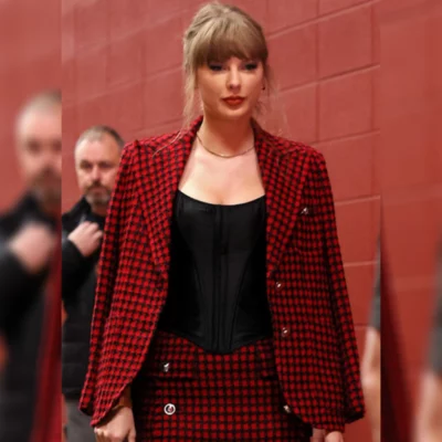 Taylor-Swift-Chiefs-Broncos-Blazer