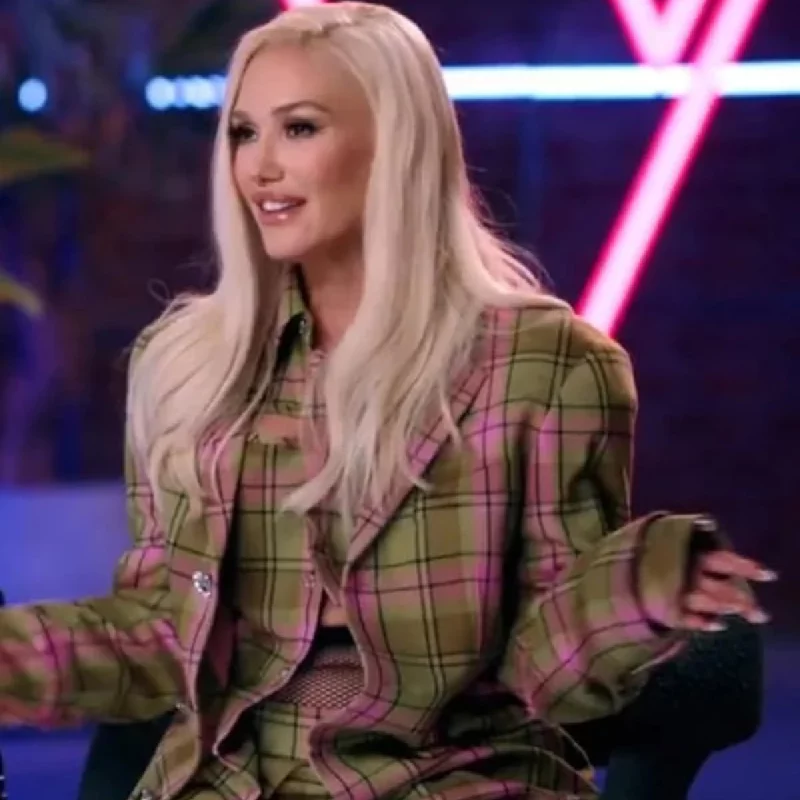 The-Voice-S26-Gwen-Stefani-Plaid-Suit