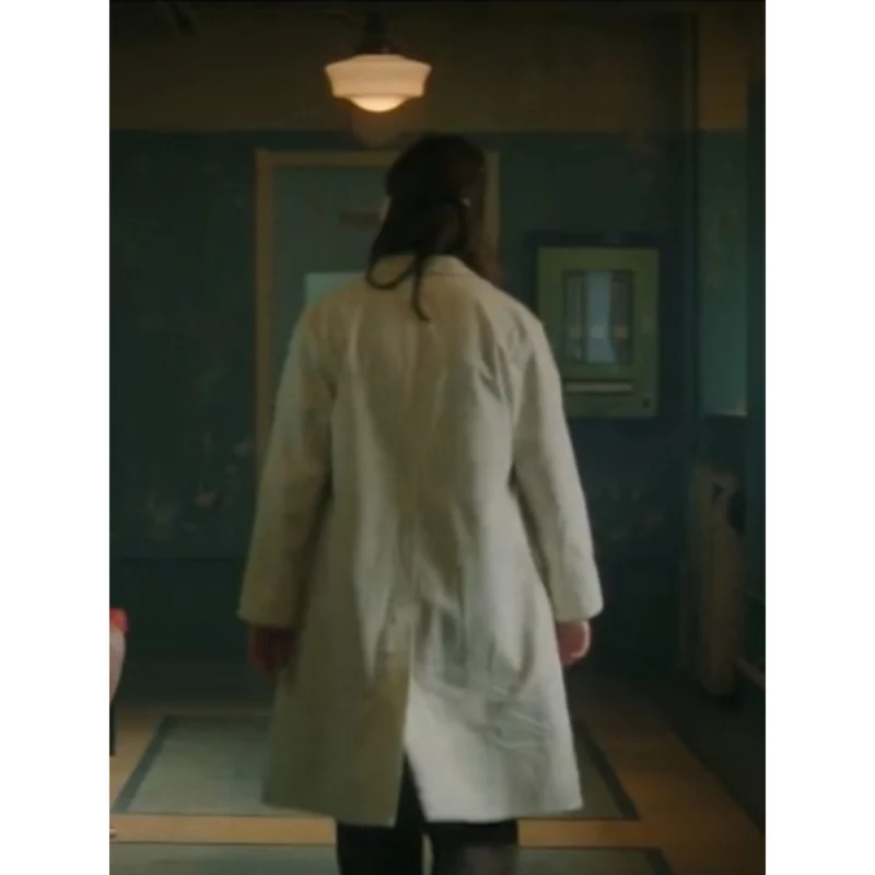 Thomasin-Mckenzie-Joy-Jean-Purdy-White-Coat