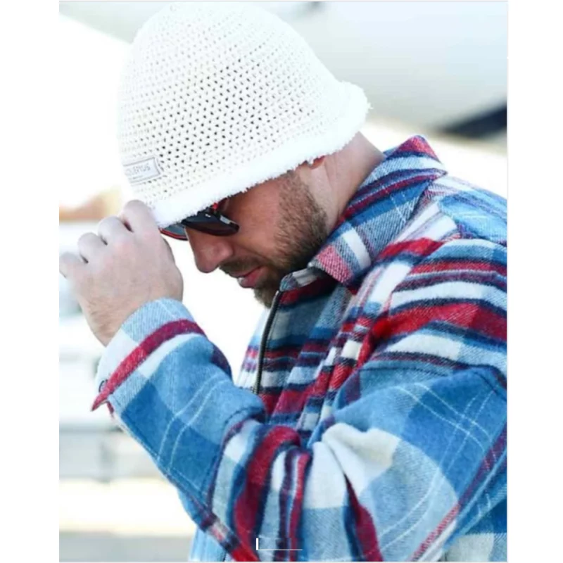Travis-Kelce-Cheif-vs-Panter-Plaid-Shirt