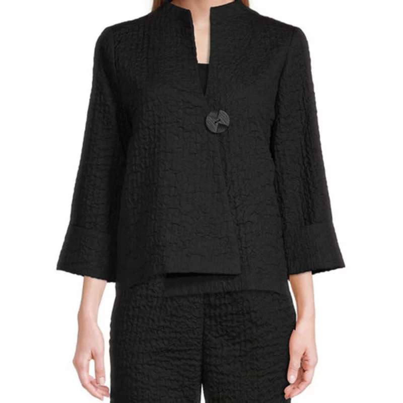 Yellowstone-Season-5-Caroline-Warner-Black-Textured-Jacket