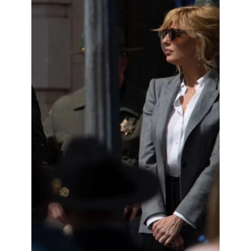 Yellowstone-Season-5-Kelly-Reilly-Grey-Blazer