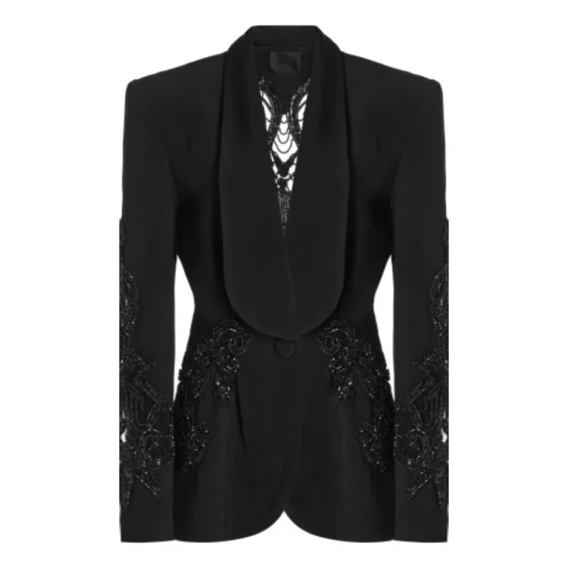 CMA Awards Red Carpet Lainey Wilson Black Blazer