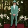 Jeremy Strong Golden Globe 2025 Green Suit