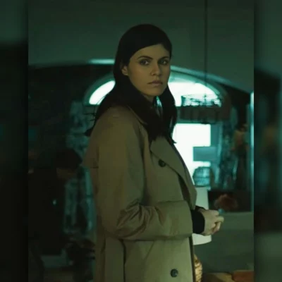 Mayfair Witches S02 Alexandra Daddario Coat