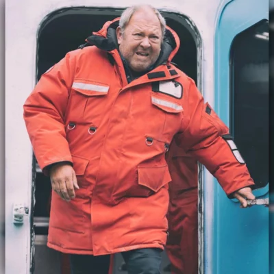 The Rig S02 Iain Glen Hooded Jacket