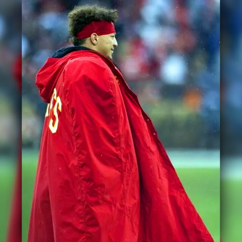 Kansas City Chiefs PatrickMahomes Sideline Red Cape Coat