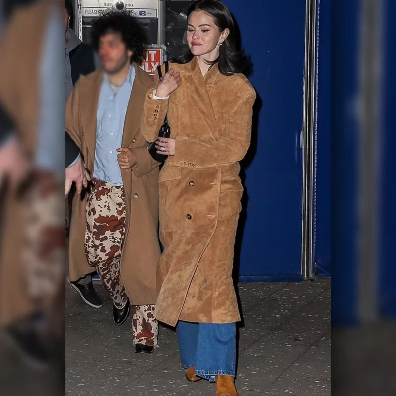 SelenaGomez New York knicks Game Brown Coat