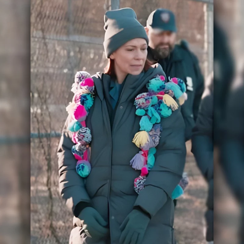 Elsbeth 2025 Carrie Preston Gray Puffer Jacket