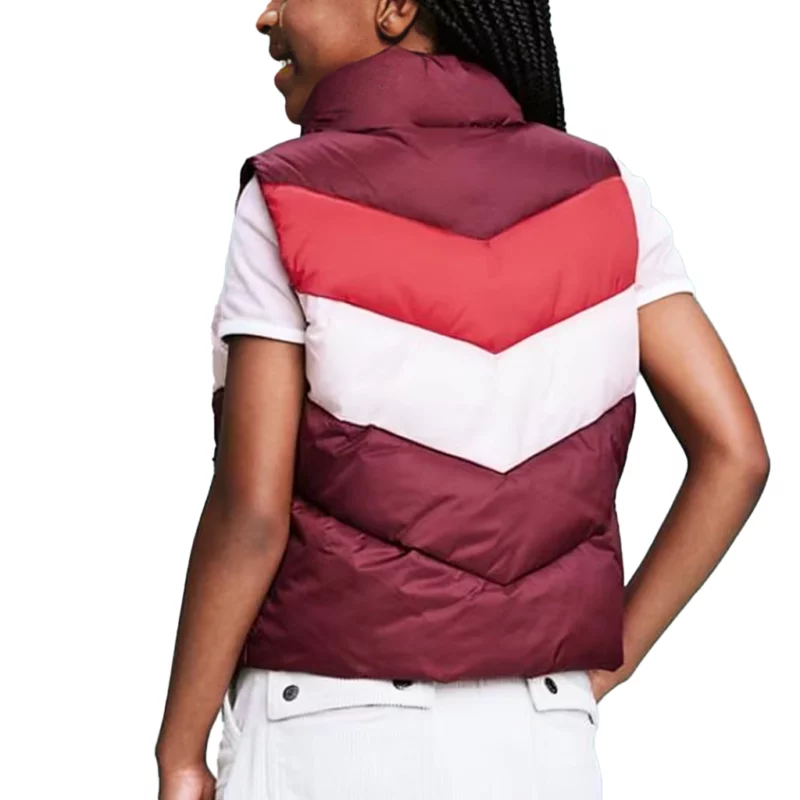 Jenna Lamia Resident Alien S04 Judy Cooper Puffer Vest
