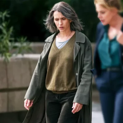 Sara Woman in the Shadows Sara Morozzi Green Coat