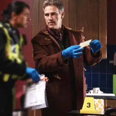Stephen Moyer Art Detectives Brown Coat