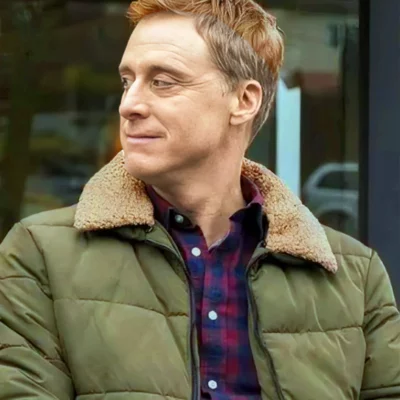 Resident Alien S04 Alan Tudyk Green Jacket