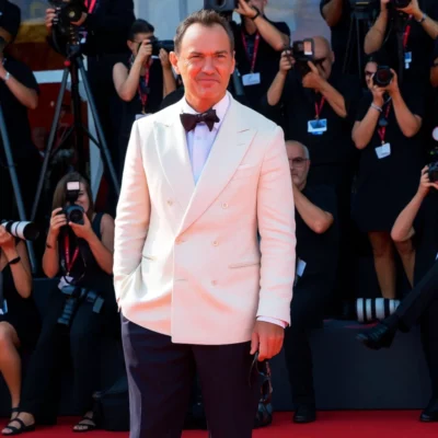 Jude Law The Wizard of the Kremlin Premiere Blazer (2)