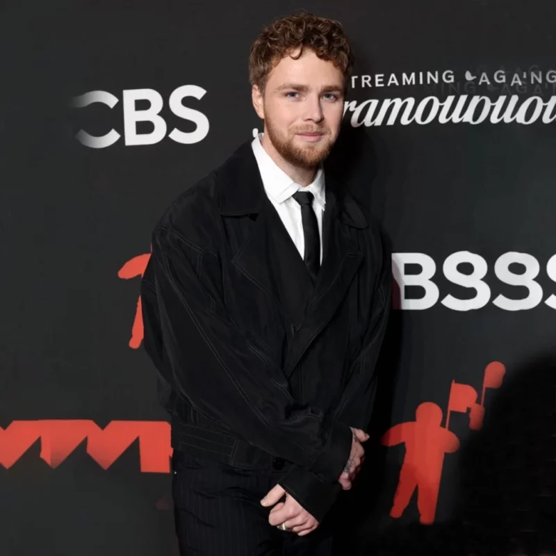 MTV Video Music Awards Alex Warren Black Jacket