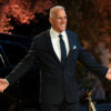 Mel Owens The Golden Bachelor S02 Suit