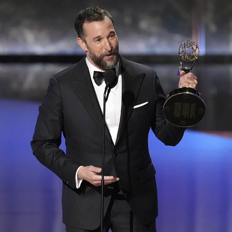 Noah Wyle Emmy Award Suit