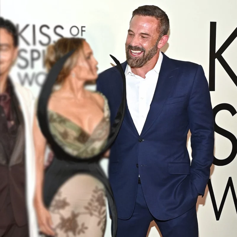 Ben Affleck Red Kiss of the Spider Woman Premiere Blazer
