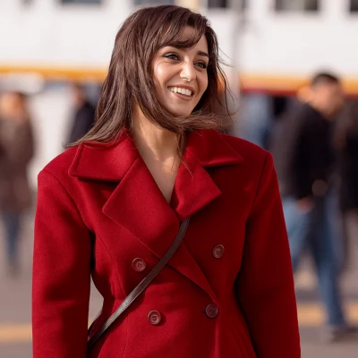Hande ErÃ§el Reminder Coat