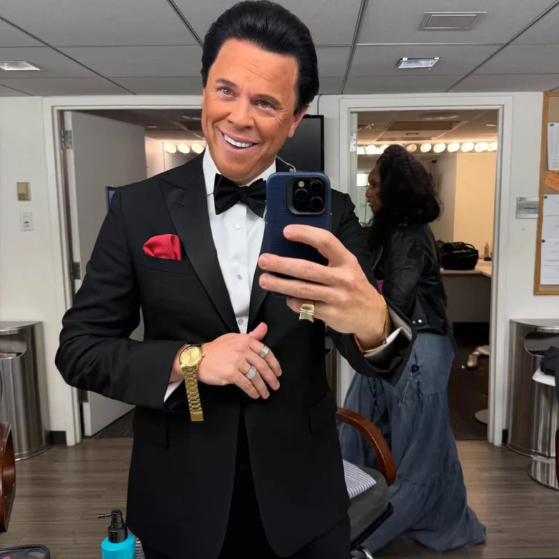 Willie Geist Halloween Suit