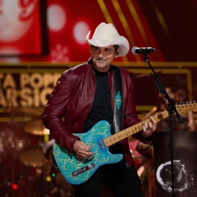 A Grand Ole Opry Christmas Brad Paisley Maroon Jacket