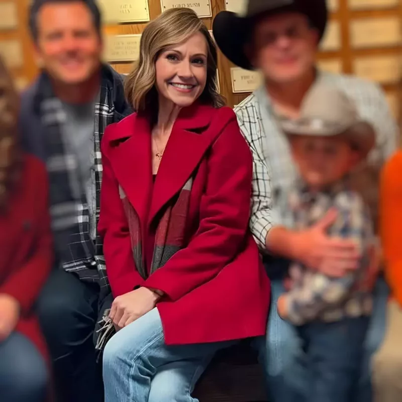 A Grand Ole Opry Christmas Gentry Hilty Red Coat