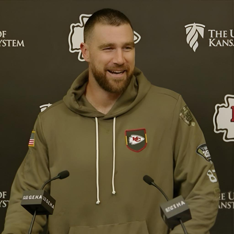 Kansas Chiefs Salute to Service 2025 Travis Kelce Green Pullover Hoodie