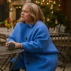Kate The Twelve Dates 'Til Christmas S01 Mae Whitman Blue Coat