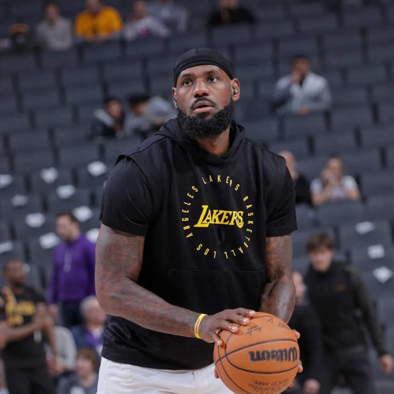 LA Lakers 2025 Lebron James Sleeveless Black Hoodie