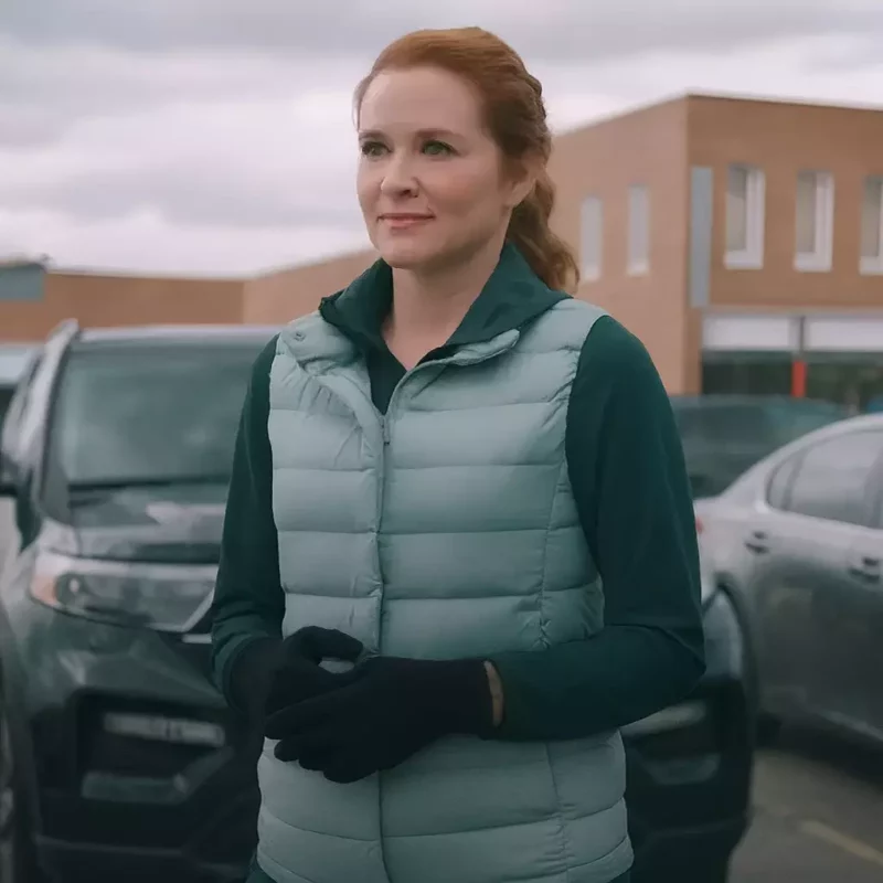 Mistletoe Murders S02 Emily Lane Sarah Drew Green Puffer Vest
