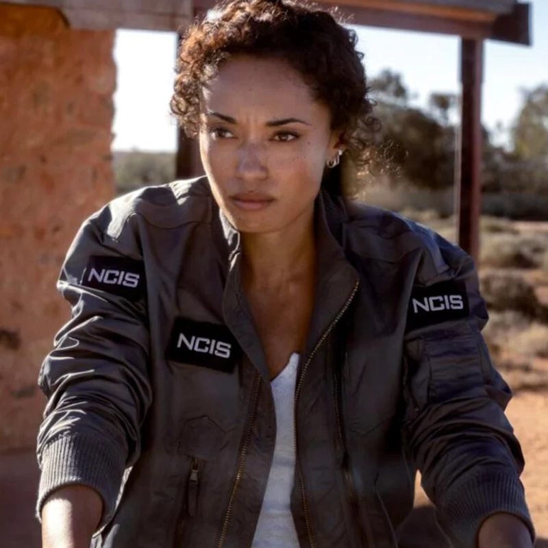 NCIS Sydney S03 Olivia Swann Michelle Mackey Grey Jacket