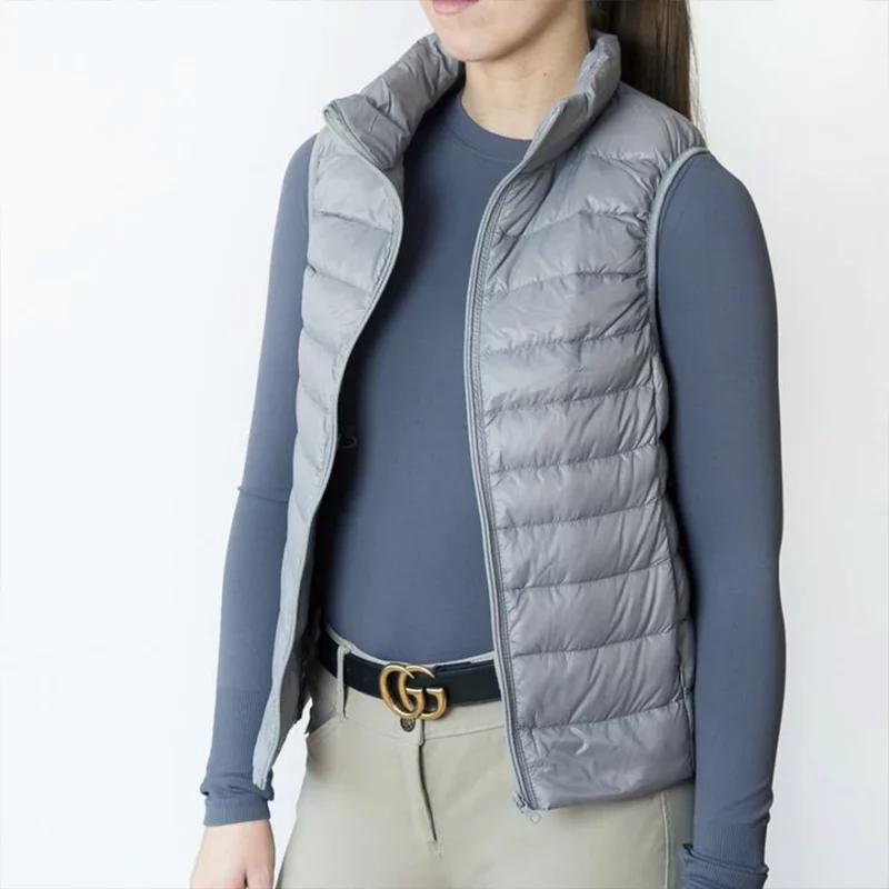 Amanda Weiss The Hunting S02 Elizabeth Gillies Vest
