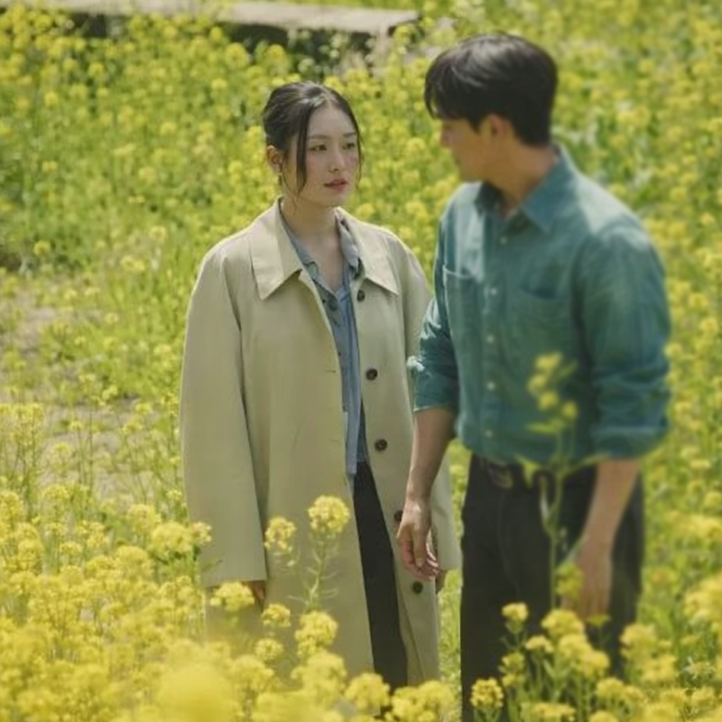 Dynamite Kiss Eun-Jin Go Da-Rim Biege Coat