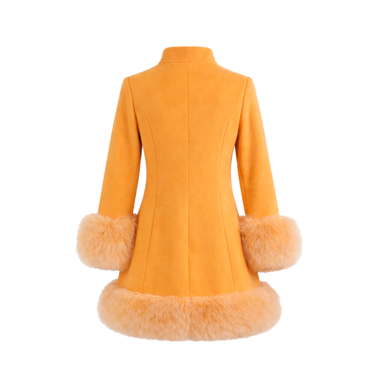 Kristen Wiig Royale S02 Maxine Simmons Orange Coat