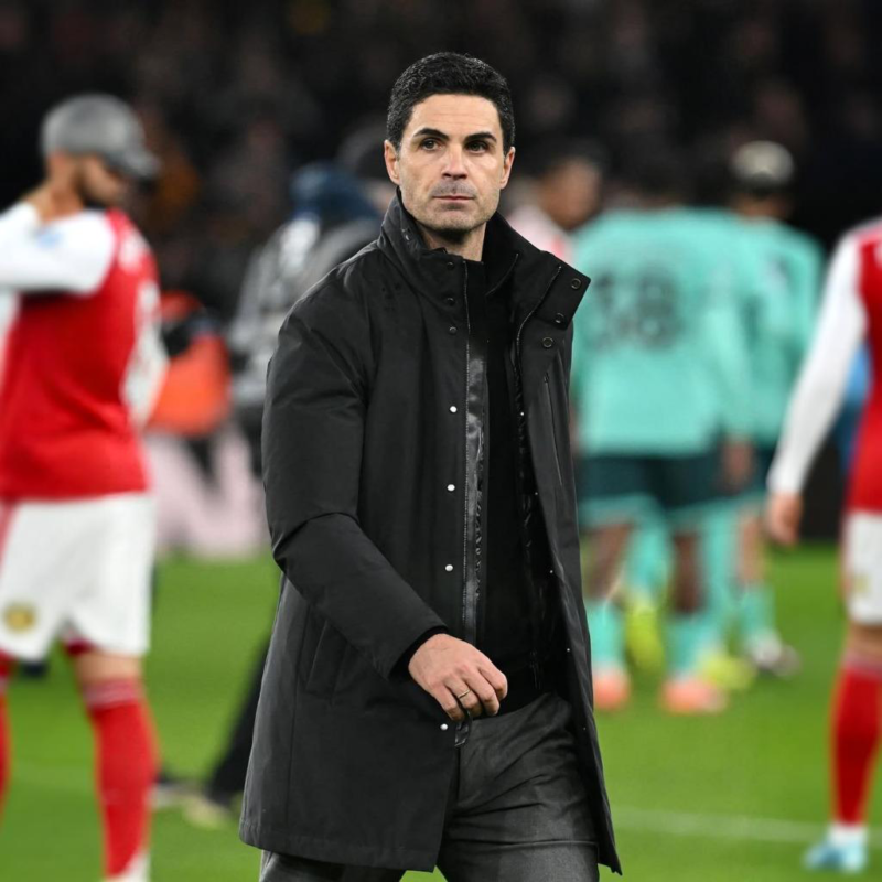 Manager Mikel Arteta Black Puffer Coat