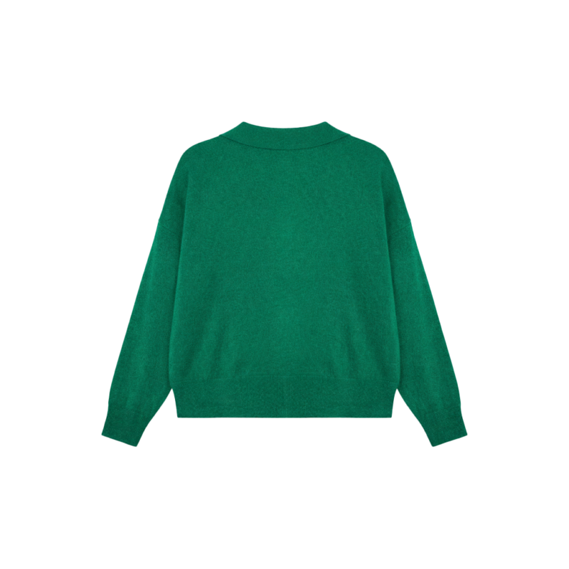 Nell Duke Single on the Lyndsy Fonseca Green Jacket