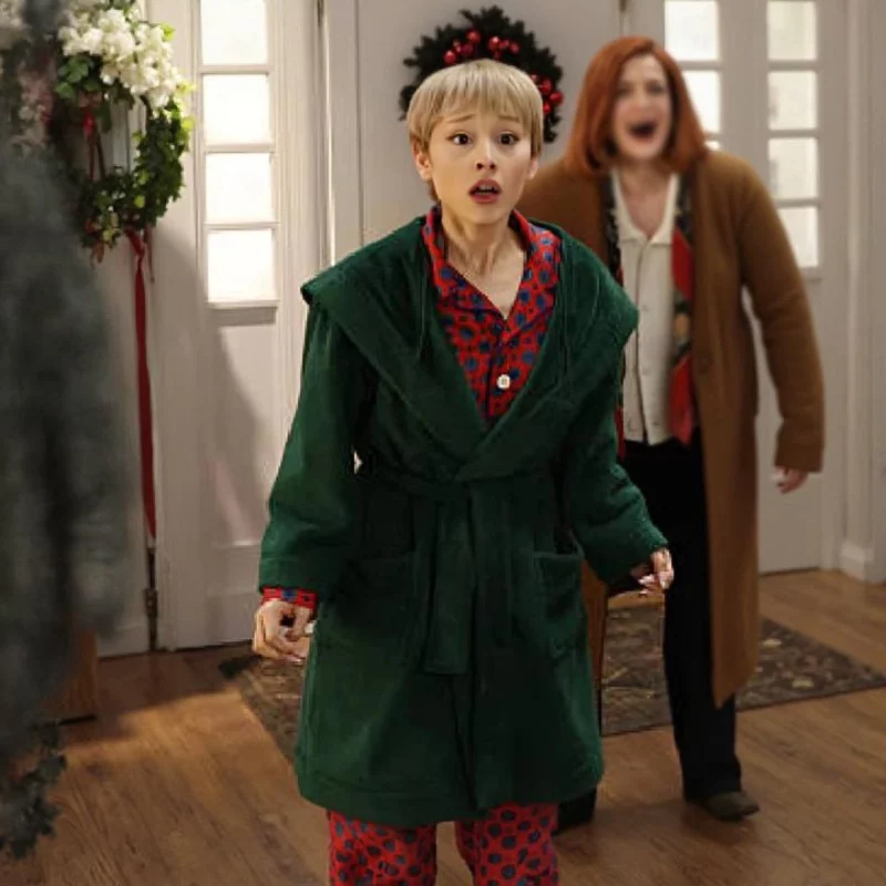 Saturday Night S51 Host Ariana Grande Green Coat