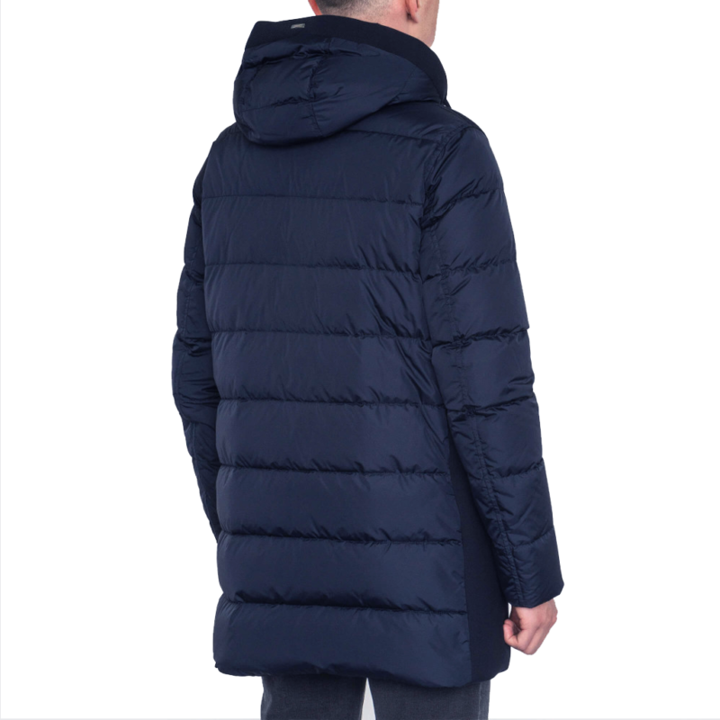 Spanish football manager former player Gracia Jacket