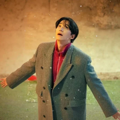 Typhoon Family Lee Jun-Ho Grey Coat