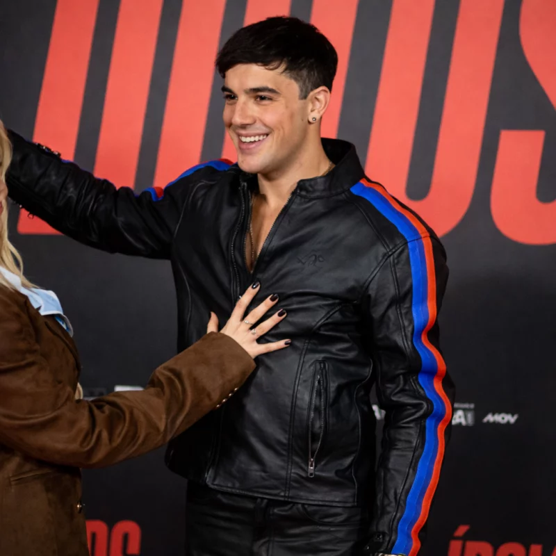 Idolos Oscar Casas Edu Serra Black Jacket